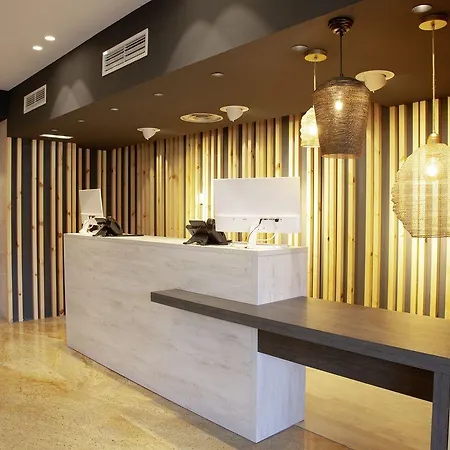 فندق Cruz De La Victoria 3*