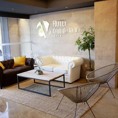 מלון Cruz De La Victoria 3*