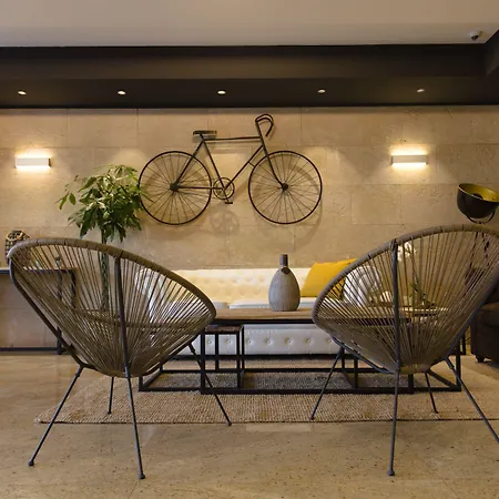 Cruz De La Victoria 3*