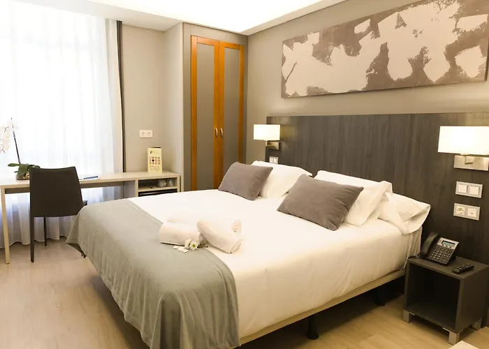 Hotel Cruz De La Victoria 3*