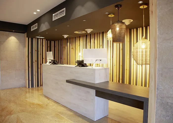 فندق Cruz De La Victoria 4*